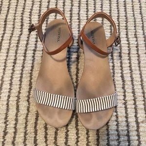 Wedge espadrille sandals